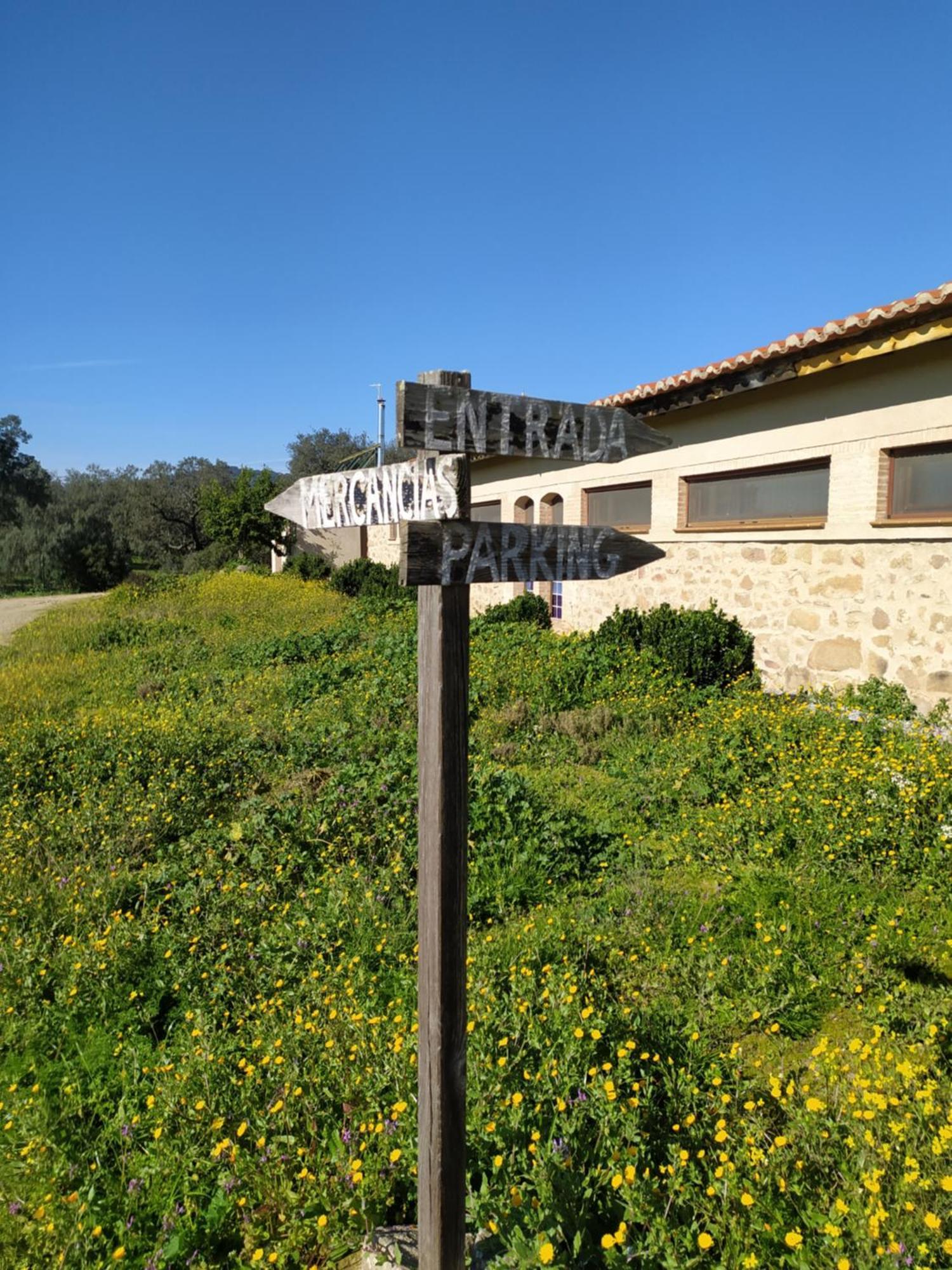 Finca Las Gamitas Almoharin Exterior photo